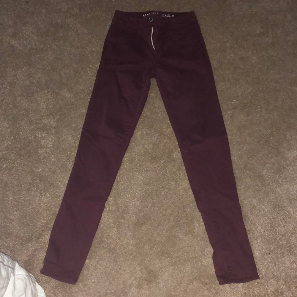 American eagle super stretch Maroon jeans